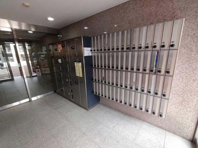 【エントランス】