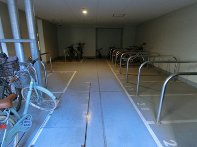 【駐輪場】 | ヴィークスイート松戸