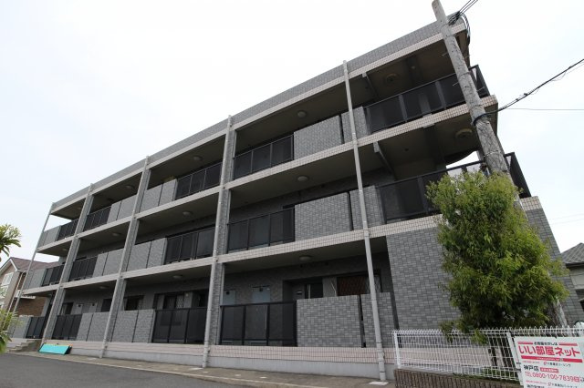 エクセランビラの外観