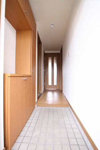 エクセランビラの玄関