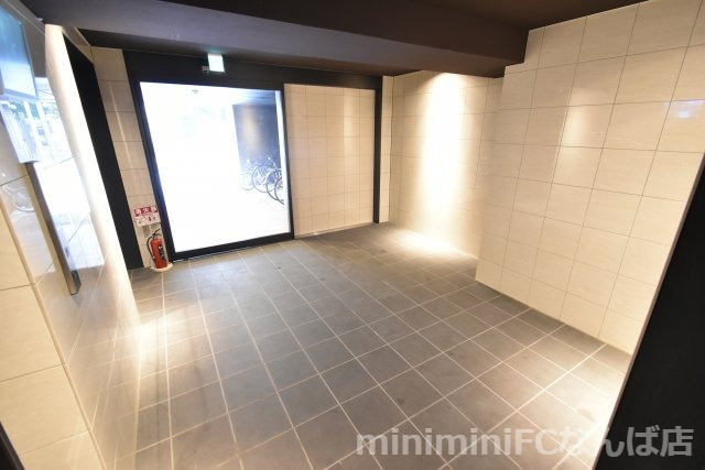 FOREST NANBAのエントランス