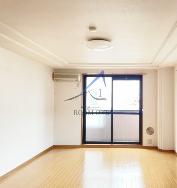 パレスサントピアⅤの居間・リビング|洋室のお部屋です。