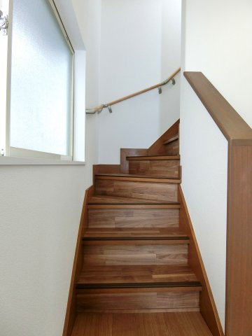 新潟市西区内野西2丁目の内装