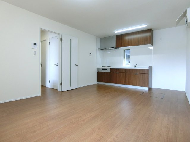 新潟市西区内野西2丁目の居間・リビング