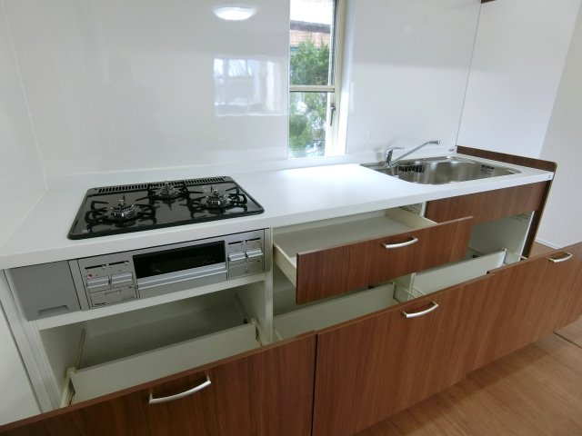 新潟市西区内野西2丁目のキッチン