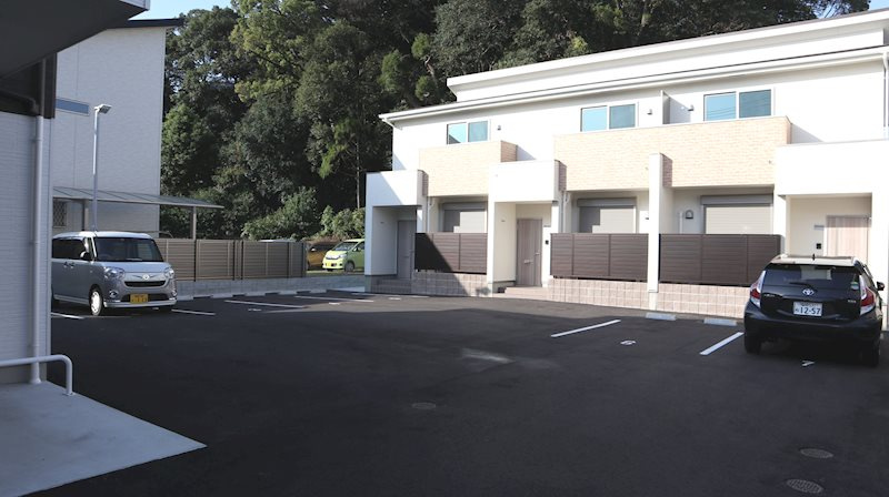 福岡市東区名島３丁目のアパート