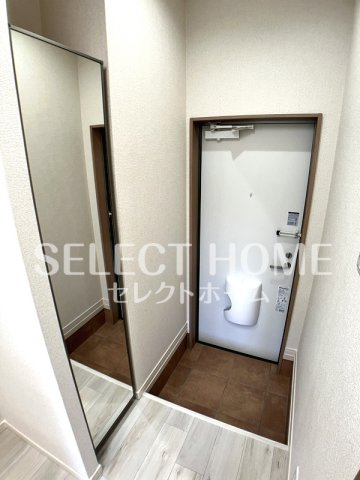 【玄関】 | サープラスあおい | ゆったりとした玄関です