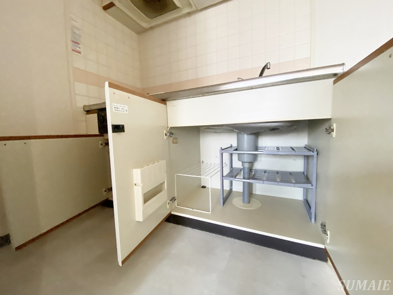 ダイアパレス田端第２の収納|キッチン下収納です☆