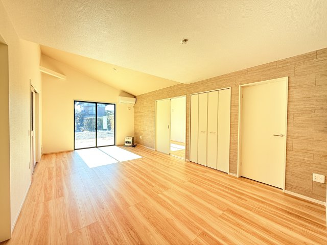 下妻市下栗1期　新築戸建て　1号棟の居間・リビング