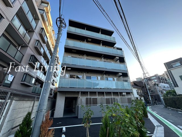 グランド神楽坂のエントランス