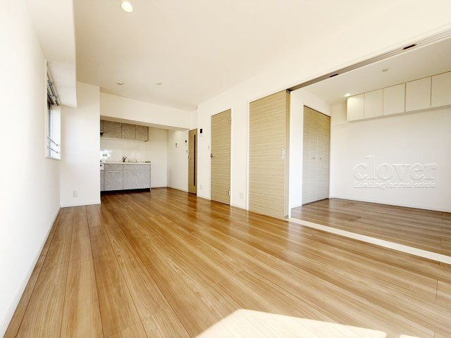 【キッチン】 | ロイヤルパレス | リビングダイニングキッチン