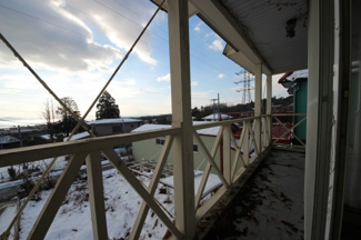 【バルコニー】 | 大津市北小松1372-25　中古戸建 | バルコニー別角度