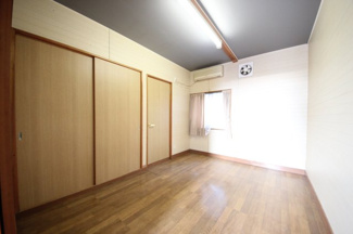 【洋室】 | 大津市北小松1372-25　中古戸建 | 一階洋室①別角度