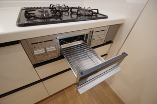 【キッチン】 | 【仲介手数料無料！！】日野市南平1丁目　新築戸建て（全2棟）2号棟　4480万円