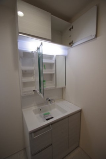 【独立洗面台】 | 【仲介手数料無料！！】日野市南平1丁目　新築戸建て（全2棟）2号棟　4480万円