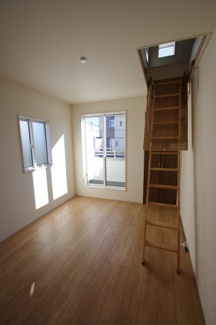 【洋室】 | 【仲介手数料無料！！】日野市南平1丁目　新築戸建て（全2棟）2号棟　4480万円