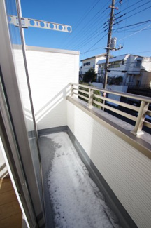 【バルコニー】 | 【仲介手数料無料！！】日野市南平1丁目　新築戸建て（全2棟）2号棟　4480万円