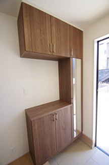 【収納】 | 【仲介手数料無料！！】日野市南平1丁目　新築戸建て（全2棟）2号棟　4480万円 | 玄関収納