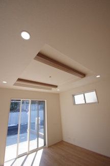 【居間・リビング】 | 【仲介手数料無料！！】日野市南平1丁目　新築戸建て（全2棟）2号棟　4480万円