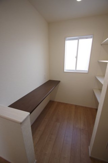 【収納】 | 【仲介手数料無料！！】日野市南平1丁目　新築戸建て（全2棟）2号棟　4480万円 | パントリー