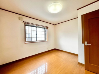 【洋室】 | 綾井　中古一戸建