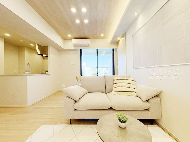 【居間・リビング】 | サンウッド浜田山 | くつろぎの空間であるLDKの様子。安心してくつろげるよう派手さは控えて、さりとて地味すぎもせず、あなたの生活を彩ってくれます。～即日のご見学可能～　お問合せはお気軽にどうぞ。