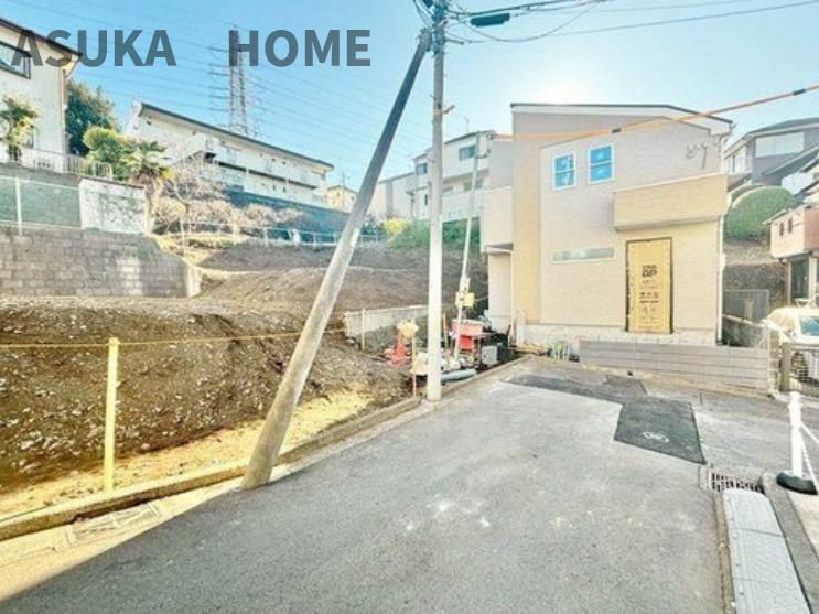 篠原西町新築戸建ての居間・リビング|ご家族の時間を長く過ごすリビング。現地でしかわかない情報もあるので是非一度ご見学下さい。