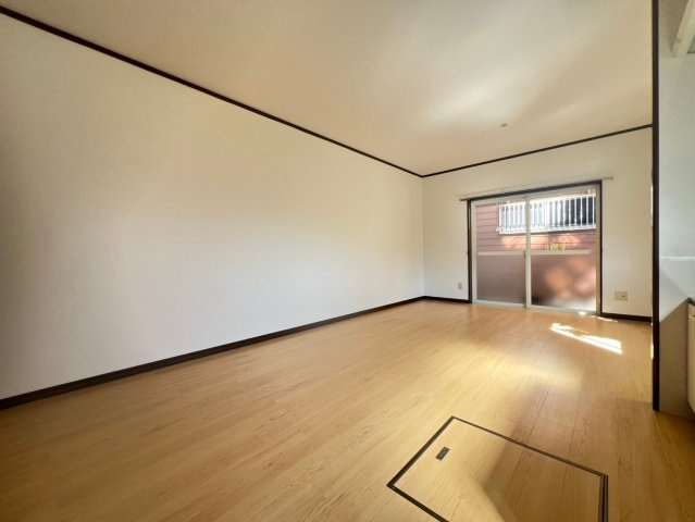 ドリームタウン西明石グランコテージの居間・リビング