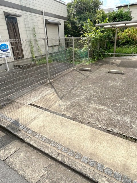 パークヒルズ石神井公園の駐車場