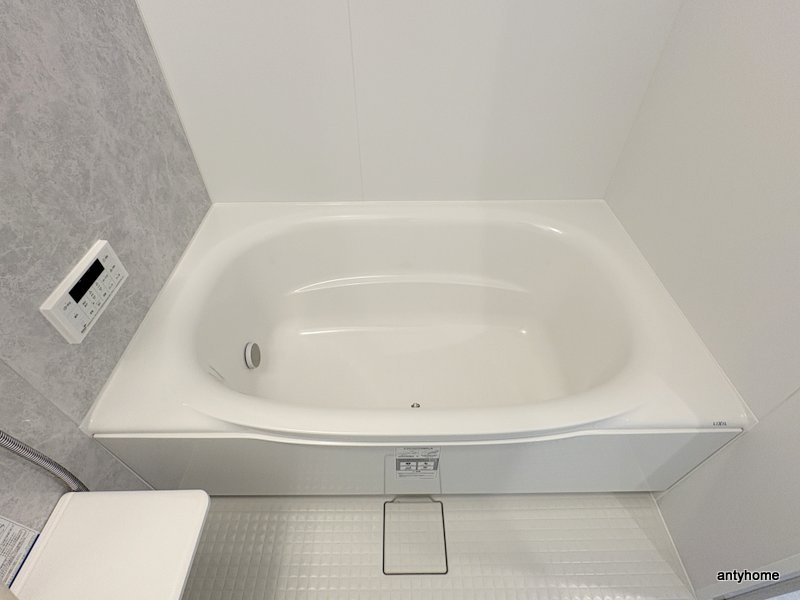 ハピネスガーデン新大阪　仲介手数料無料の浴室