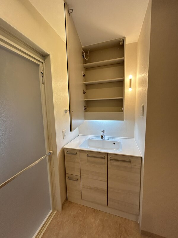 【独立洗面台】