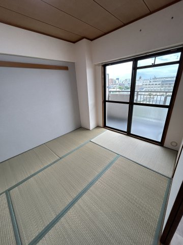 FONTAINE東園田の和室