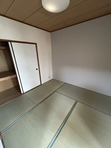 FONTAINE東園田の和室