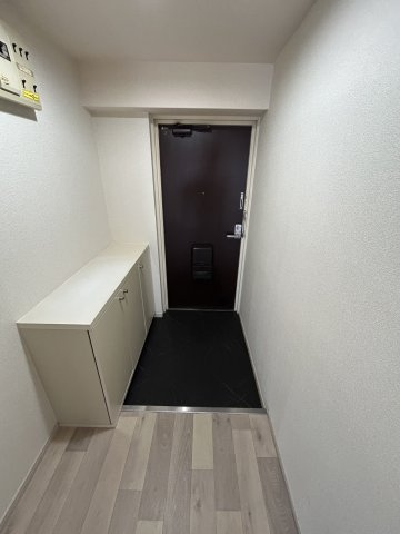 FONTAINE東園田の玄関