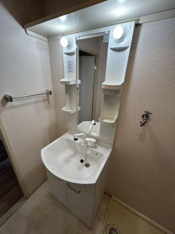 FONTAINE東園田の洗面所