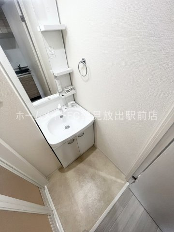 大阪市鶴見区諸口１丁目の賃貸マンションの洗面所