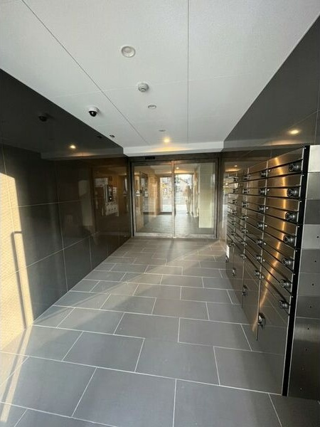 コートエスト都島のエントランス