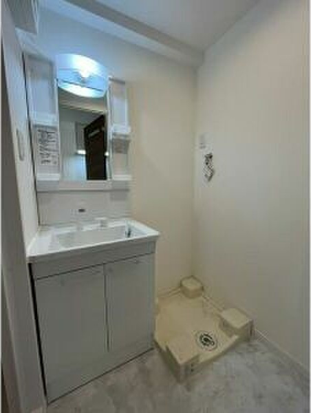 コートエスト都島の独立洗面台