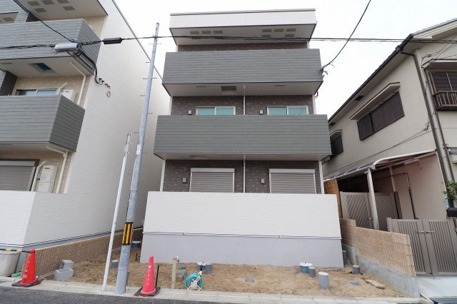 東大阪市森河内西１丁目のアパートの外観