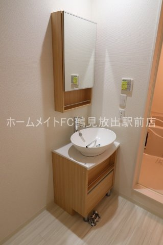 東大阪市森河内西１丁目のアパートの独立洗面台