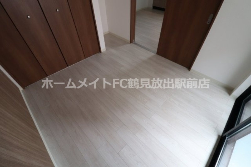 東大阪市森河内西２丁目のアパートの洋室