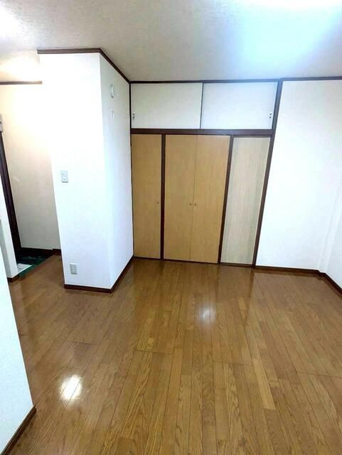 第二宝ビルの寝室