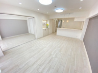 ー追浜駅デッキまで直通ーサンビーチ追浜の画像