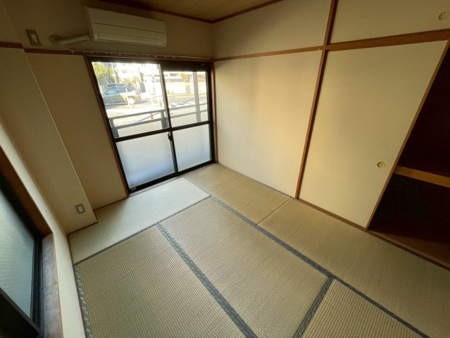 野口ハイツの和室