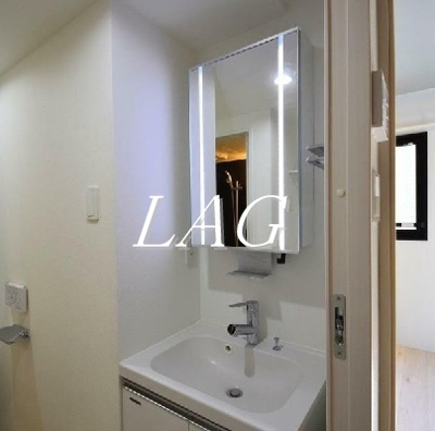 【洗面所】 | カーサピアッツァ新宿西落合 | 洗面台です。