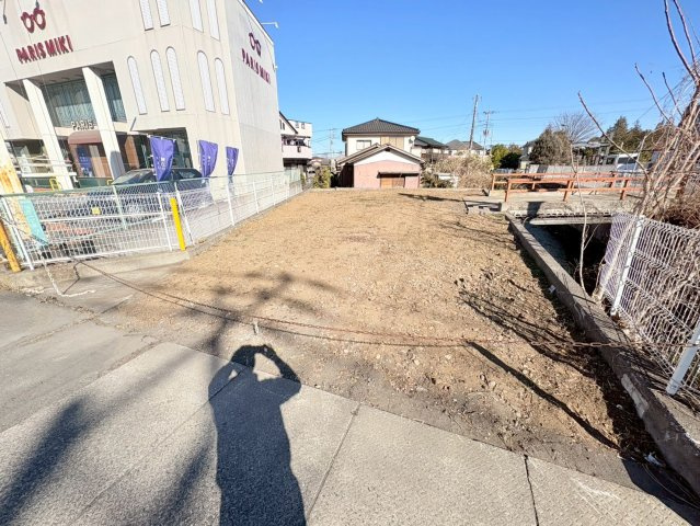 狭山市根岸1丁目　建築条件なし売地　西武新宿線『狭山市駅』バス9分　【水富小学区】の外観