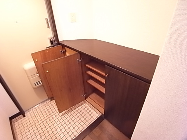 グリーンパレス塩屋の収納