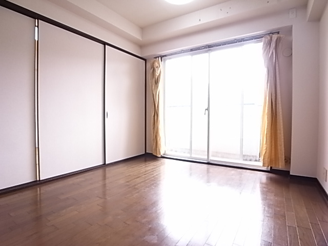 グリーンパレス塩屋の居間・リビング
