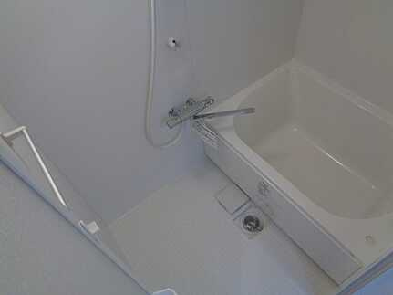 楽々園豊栄ハイツの浴室