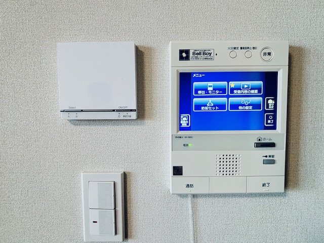 【TVモニター付きインターフォン】